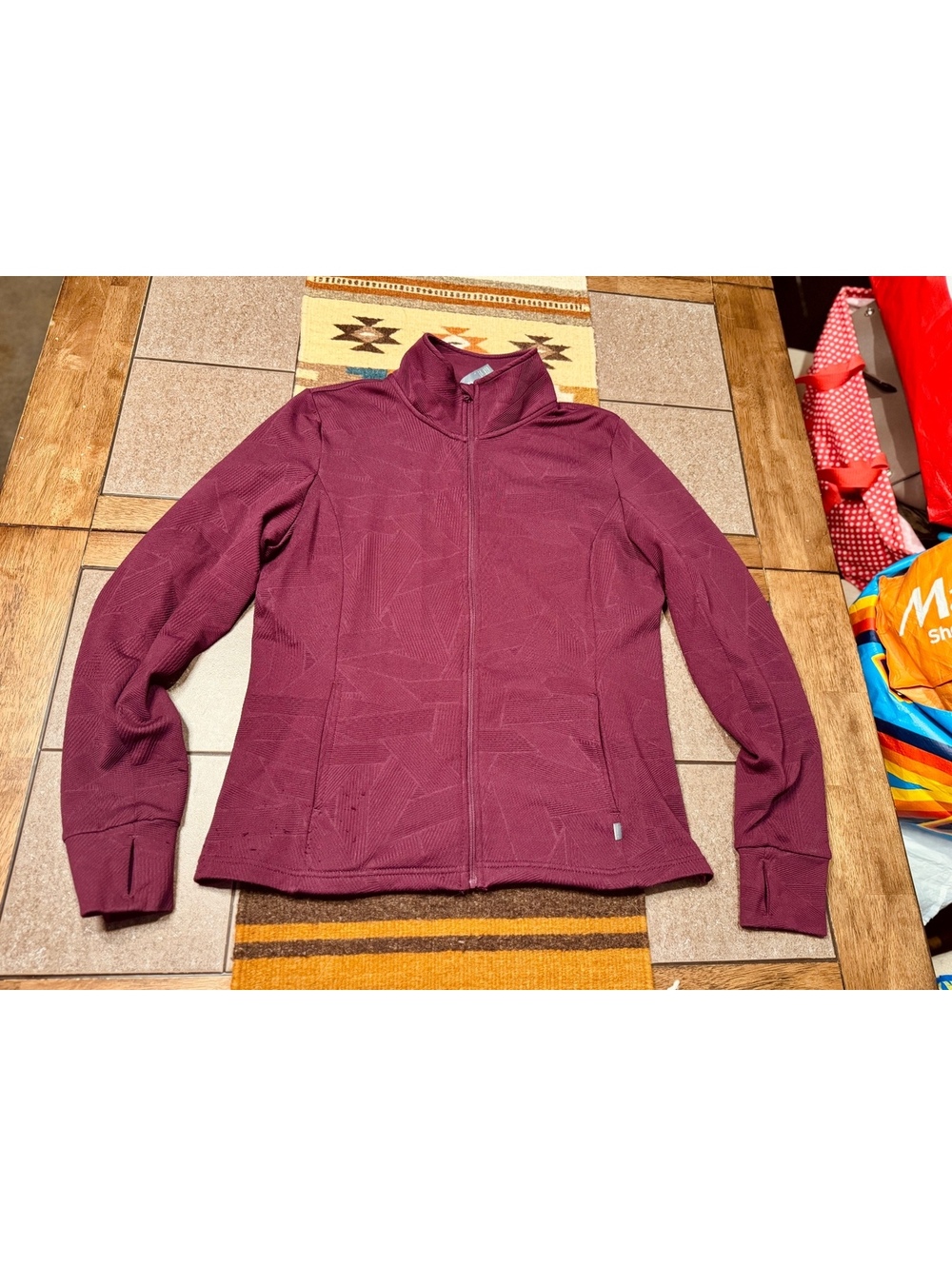 Women’s athletic fit jacket